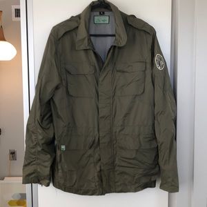 Men’s Thalia Street Windbreaker  in Olive Green